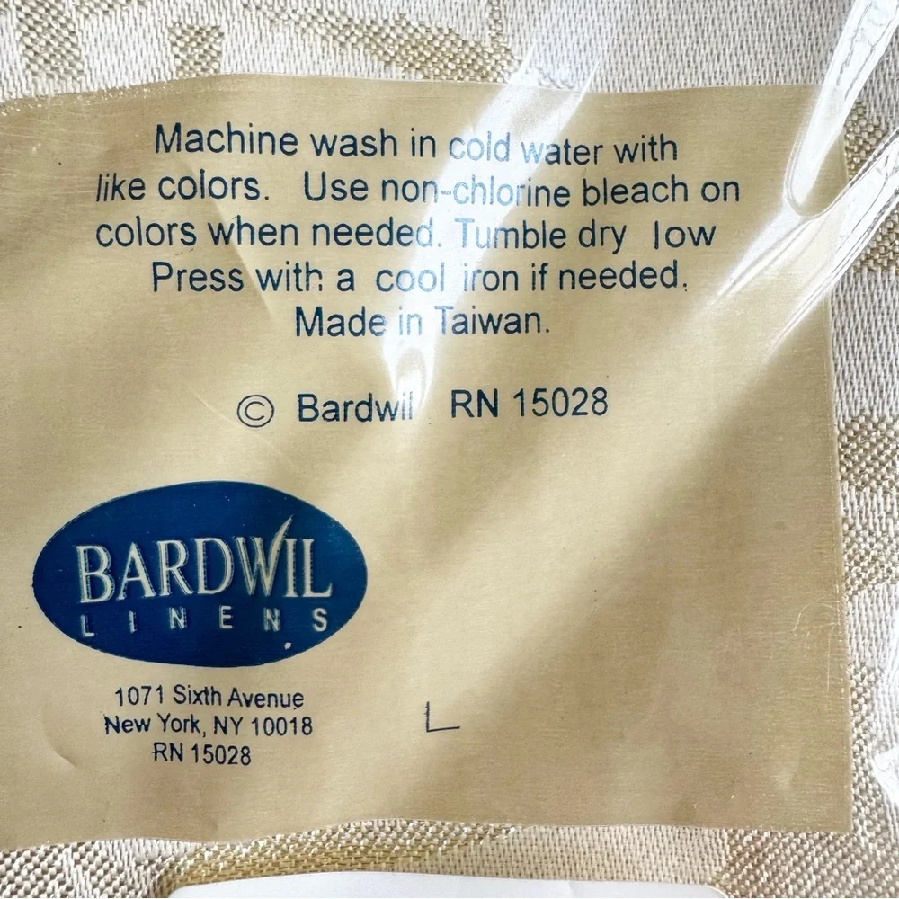 Bardwil Linens Vintage Set of 4 Holiday Ivory & Gold Holly Napkins 17x17 New